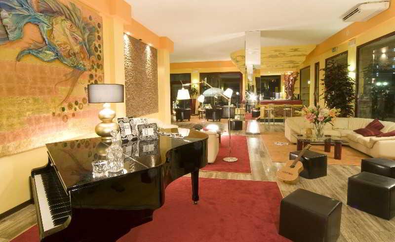 Hotel Corona Milano Marittima Esterno foto